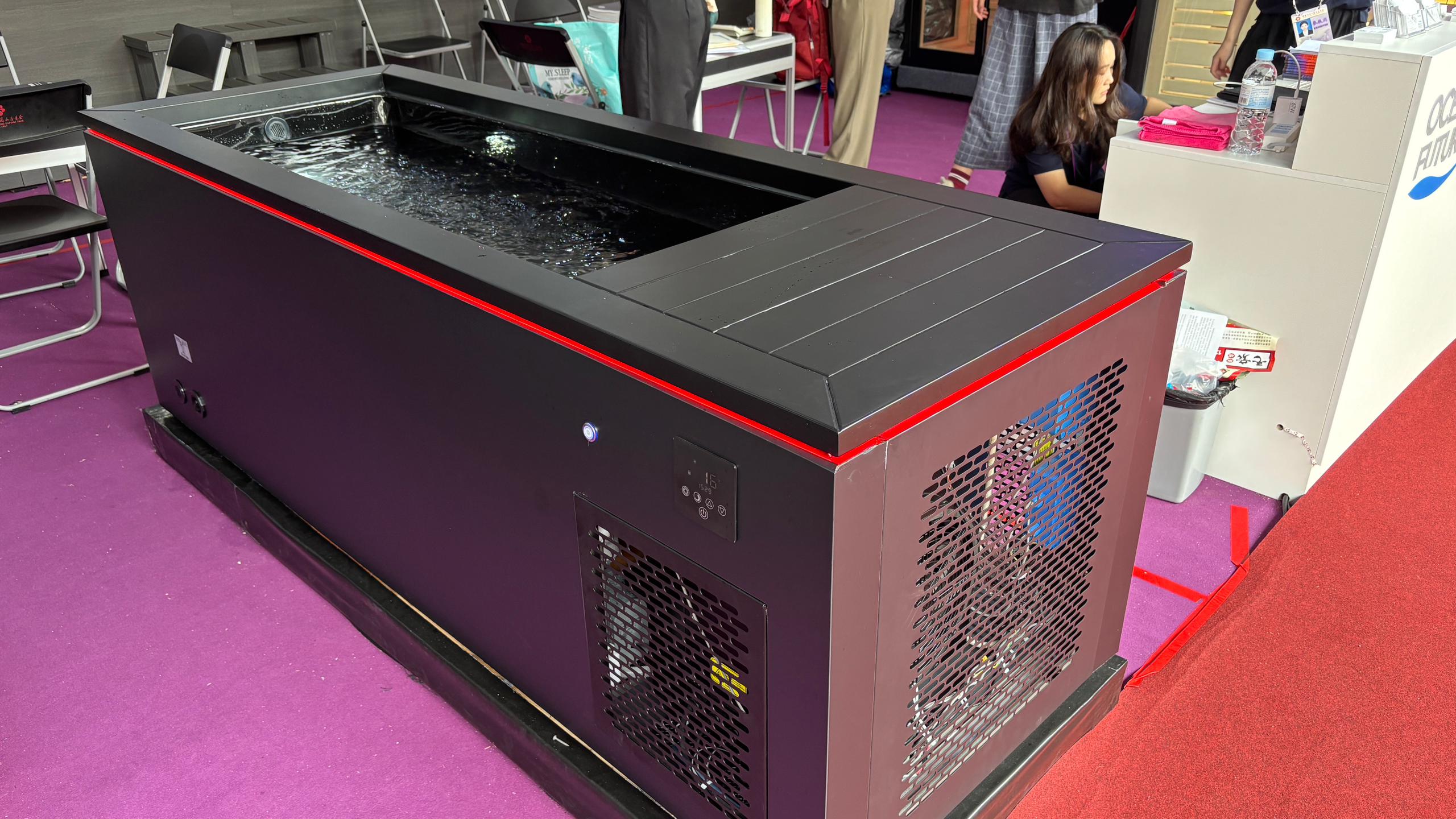 Холодная купель с акриловой чашей NordicSpa Is (Ис) (рис.4) Холодная купель с акриловой чашей NordicSpa Is (Ис) (рис.4)